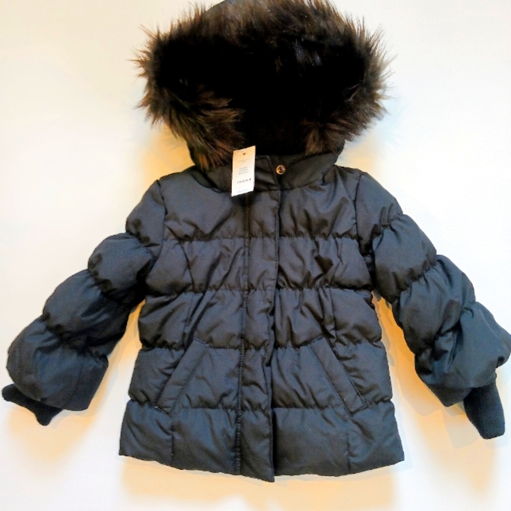 NWT'S! BEAUTIFUL GAP GIRLS WINTER COAT WITH FAUX FUR HOOD, SIZE 2T, $39
